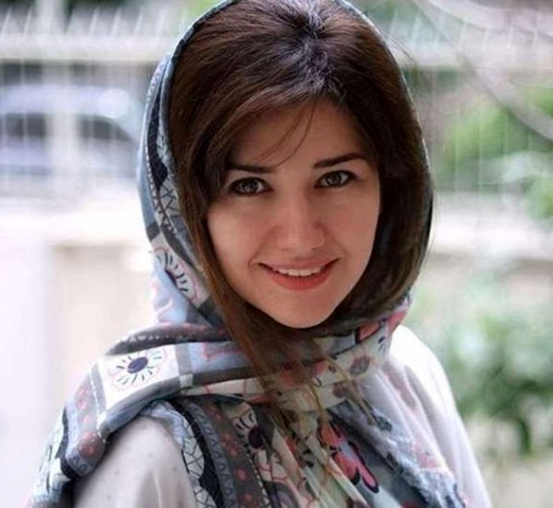 خانه پدری نیلوفر استخری
