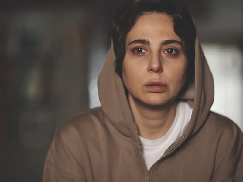 رعنا-آزادی-ور-فیلم-فیل
