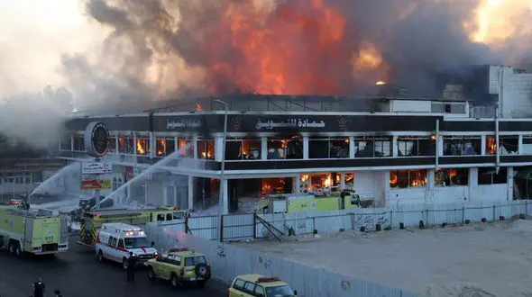 فیلم آتش سوزی وسیع در شهر جده عربستان + عکس