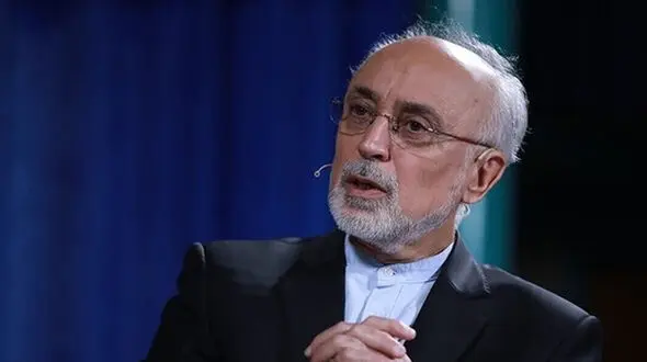 دوستان با بی انصافی اعلام کردند که فردو تبدیل به زمین فوتبال شده است / مگر شما خودتان را در محضر خدا نمی بینید؟ 