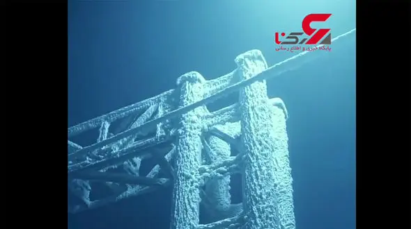 تصاویر واقعی از شهری که یخ بست + فیلم حیرت انگیز
