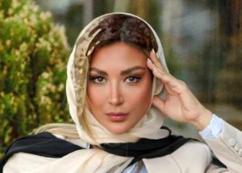 ابتکار مادرانه مینا مختاری همسر بهرام رادان برای چهار دست و پا رفتن پسر بانمکش "جان"+ویدیو/ چه موکت گرم و نرمی داره اتاق گل پسر