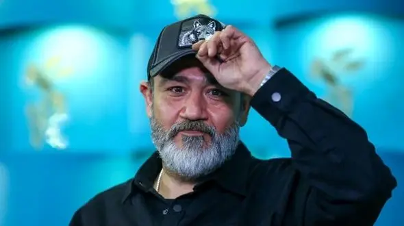 استایل باورنکردنی مهران غفوریان و برادرش در حال نوازندگی در یک مهمانی دهه 60 با گیتار بیس/ دوتا برادر چقدر شبیه بودن تو اون دوره