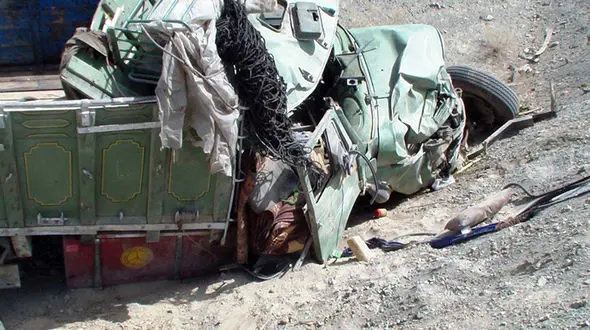 واژگونی کامیون کشنده یک کشته برجای گذاشت 