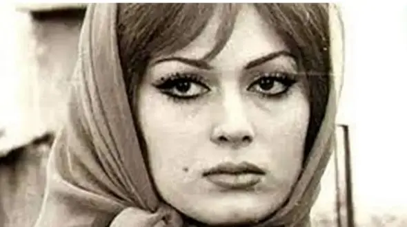 عکس سفر در زمان / بازیگر معروف قبل از انقلاب /  آذر شیوا در دوران سالمندی 