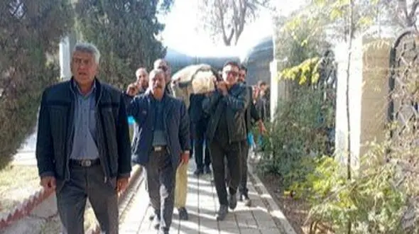 گلایه تند از مهران احمدی به خاطر فراموشی کارگردانی که بازیگرش کرد/ خاکسپاری غریبانه مسعود رشیدی 