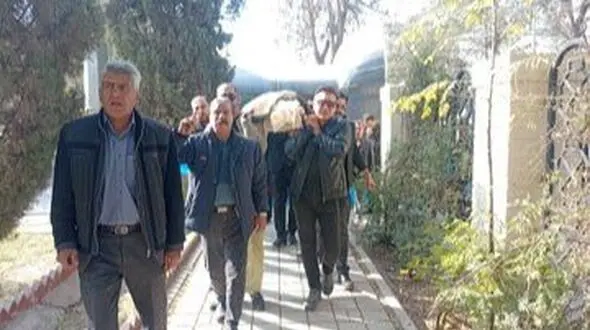 گلایه تند از مهران احمدی به خاطر فراموشی کارگردانی که بازیگرش کرد/ خاکسپاری غریبانه مسعود رشیدی 