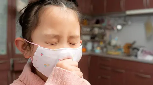 مهم ترین عوارض کرونای انگلیسی در کودکان