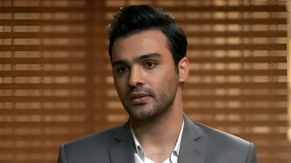 فیلم / صحبت های خنده دار سامان صفاری، بازیگر سریال ناریا:  تعارف کردن سنگین یزدی ها موقع مهمانی !