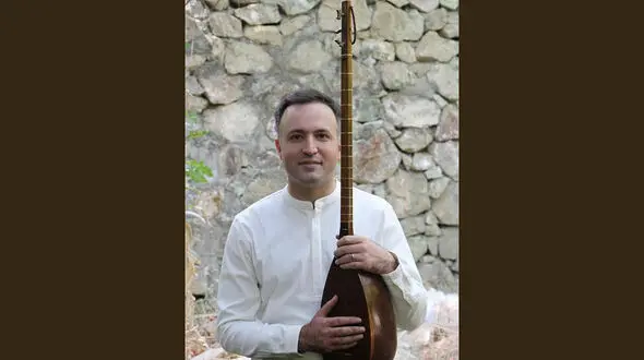روحم ابری و افق سرخ و درختان صرعی / لیک آن دور یکی پیر در افسانه و سحر + گفت‌وگو با صیاد محمدی درباره موسیقی، عرفان و خلاقیت
