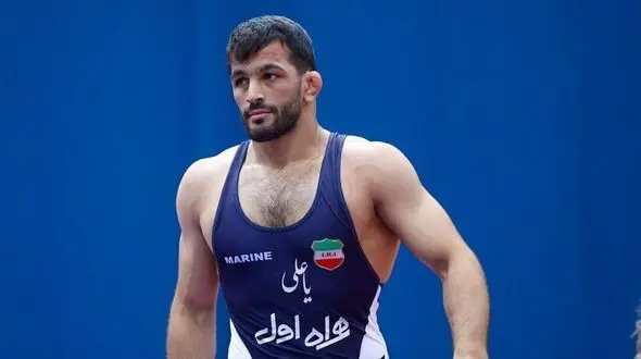 دکوراسیون خانه ساده و باصفای حسن یزدانی در جویبار / عکس های جنجالی مادر و خانواده بامعرفت ترین کشتی گیر ایران!