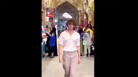 فیلم| هنجارشکنی بلاگرهای مجازی/ فشن شو در بازار وکیل شیراز