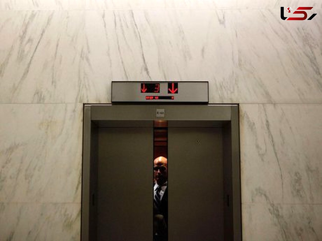 آسانسورهای ادارات و اماکن دولتی غیر استاندارد هستند