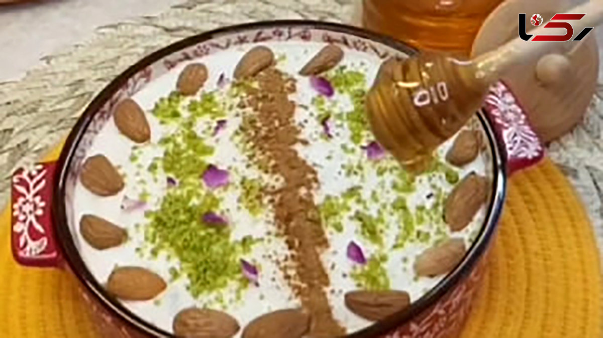 طرز تهیه حریره بادام بهترین صبحانه برای فرزندان محصل شما + فیلم