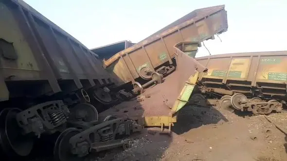 فداکاری راننده لوکوموتیو غرب بندرعباس / او جان خود را برای رخ ندادن فاجعه فدا کرد