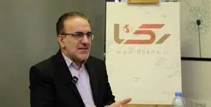 در یکی از دانشکده‌های پزشکی که ظرفیت استاندارد آن تنها ۲۵ دانشجو بود، امسال ۱۵۰ دانشجو پذیرش شده است!/۸۰۰ دانشجوی پزشکی برای آموزش در فقط ۳ تا ۴ بیمارستان!