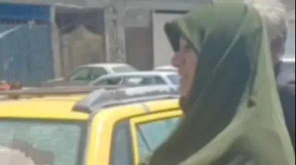 فیلم زن گریان در صحنه حمله تروریستی به دادگستری زاهدان 