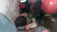  زنده به گور شدن کارگر ساختمانی در پی ریزش دیوار در بزرگراه شهید خرازی + عکس