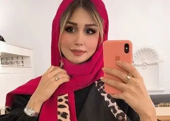 خرید فرش ریزبافت ایرانی پسند سپیده بزمی پور همسر شاهرخ استخری برای خونه شون