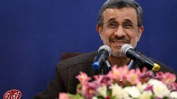 محمود احمدی نژاد کیست؟