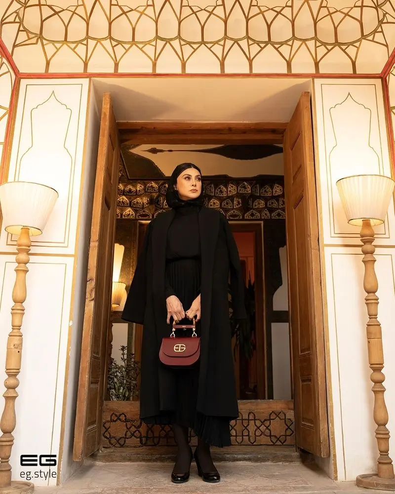 استایل کلاسیک آزاده صمدی در اصفهان 1