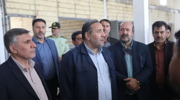 ایجاد آشپزخانه‌ای در پایانه مرزی مهران با مساحت ۳ هزارمتر مربع از کارهای ماندگار است/ ایام اربعین در هر وعده ۵ هزار غذا در این آشپزخانه طبخ می‌شود
