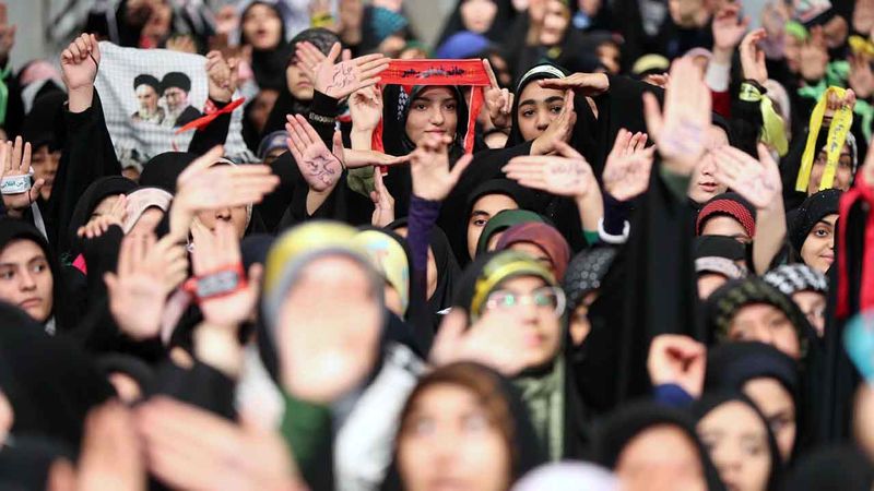 رهبری در دیدار جمعی از دانش‌آموزان و دانشجویان سراسر کشور