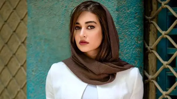 بیوگرافی مه لقا مینوش زاد و داستان پدر مادرش+ تغییر بعد حکایت های کمال