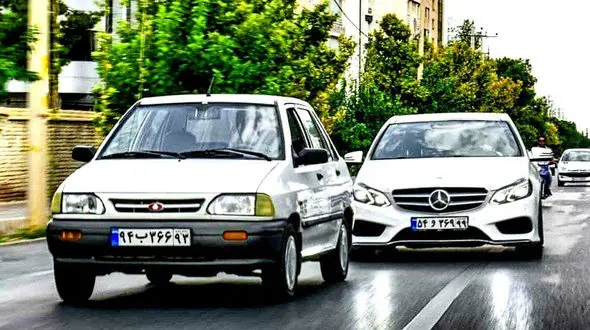  قیمت خودرو در بازار کمی عقب‌نشینی کرد