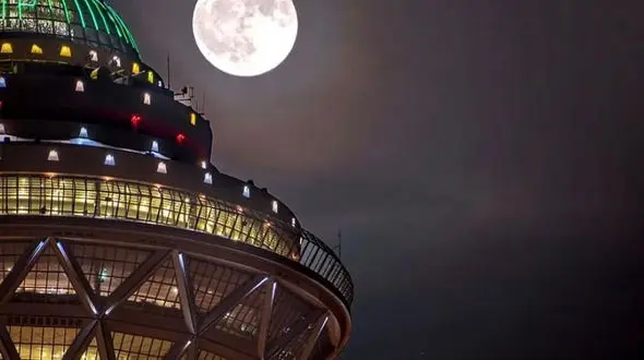 از تهران شهری زنده در شب ها تا گردنه حیران