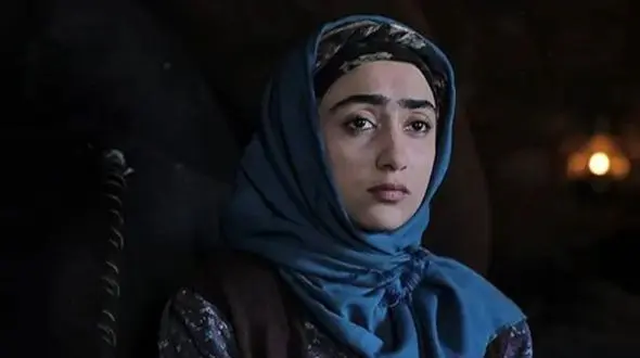 عاشقانه های جذاب و ناب یاسمن معاوی، فیروزه سریال گیلدخت با همسر خوشتیپش