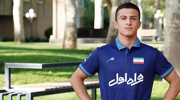 پیروزی والی زاده و یونس امامی در کشتی آزاد قهرمانی جهان/ صعود به مرحله یک هشتم + فیلم