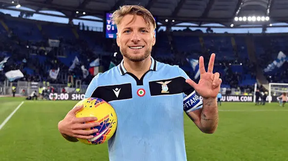 مهاجم تیم ملی ایتالیا از تصادف وحشتناک جان سالم به در برد + عکس