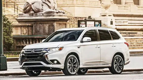 فروش شاسی بلند میتسوبیشی با شرایط ویژه 