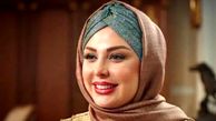 تیپ و چهره ناز لنا، دختر نیوشا ضیغمی با عینک جدیدش / داره کم کم بدل مامانش میشه!