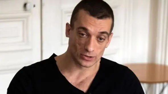  پلیس فرانسه افشاگر روسی را بازداشت کرد + عکس