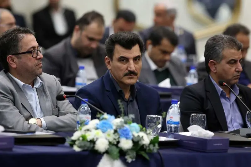 نخستین همایش هم‌اندیشی بانک صادرات ایران با فعالان صنعت پتروشیمی برگزار شد