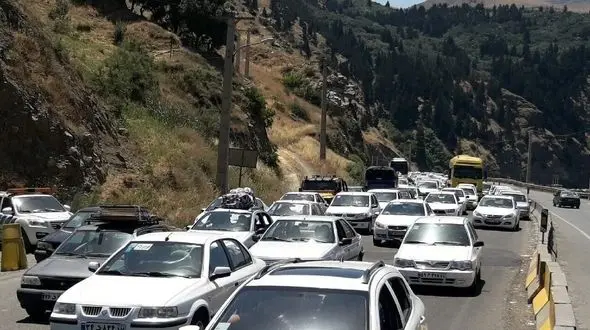 ترافیک سنگین در جاده‌های شمال/ کندوان از سمت تهران مسدود شد 