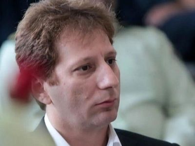 اولین فیلم از بابک زنجانی بیرون از زندان ! /  پشت فرمان تریلی شرکت ماموت !