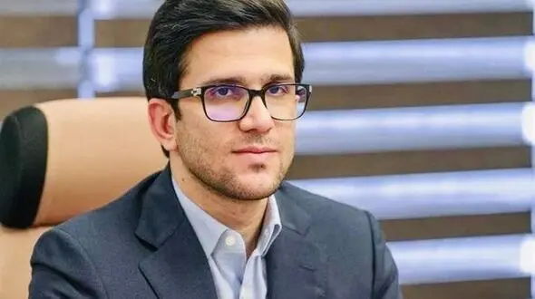 تغییر نرخ بنزین و آغاز شناسه‌دار شدن کارت‌های سوخت آزاد از مهر