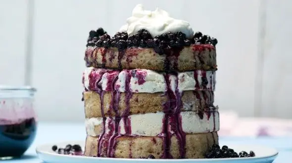 پنکیک با بستنی و کمپوت بلوبری + فیلم