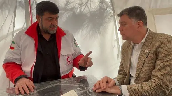
کولیوند: انتظار داریم نهادهای حقوق بشری جهان حمله به مراکز درمانی ، مدارس و غیرنظامی ایران را محکوم کنند
