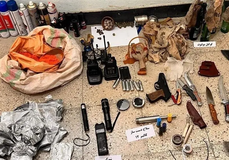 کشف محموله سنگین اقلام ضدامنیتی از گروهک‌های ضد‌انقلاب