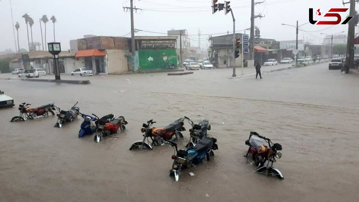  سیل در بوشهر / بسته شدن جاده ها و تخریب خانه های روستایی + فیلم 