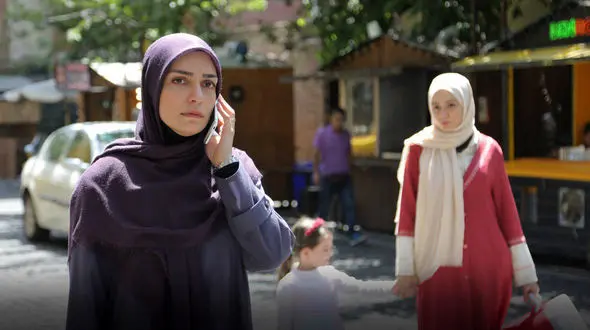 الیکا عبدالرزاقی در سالگرد زلزله رودبار عزادار پدر است + عکس