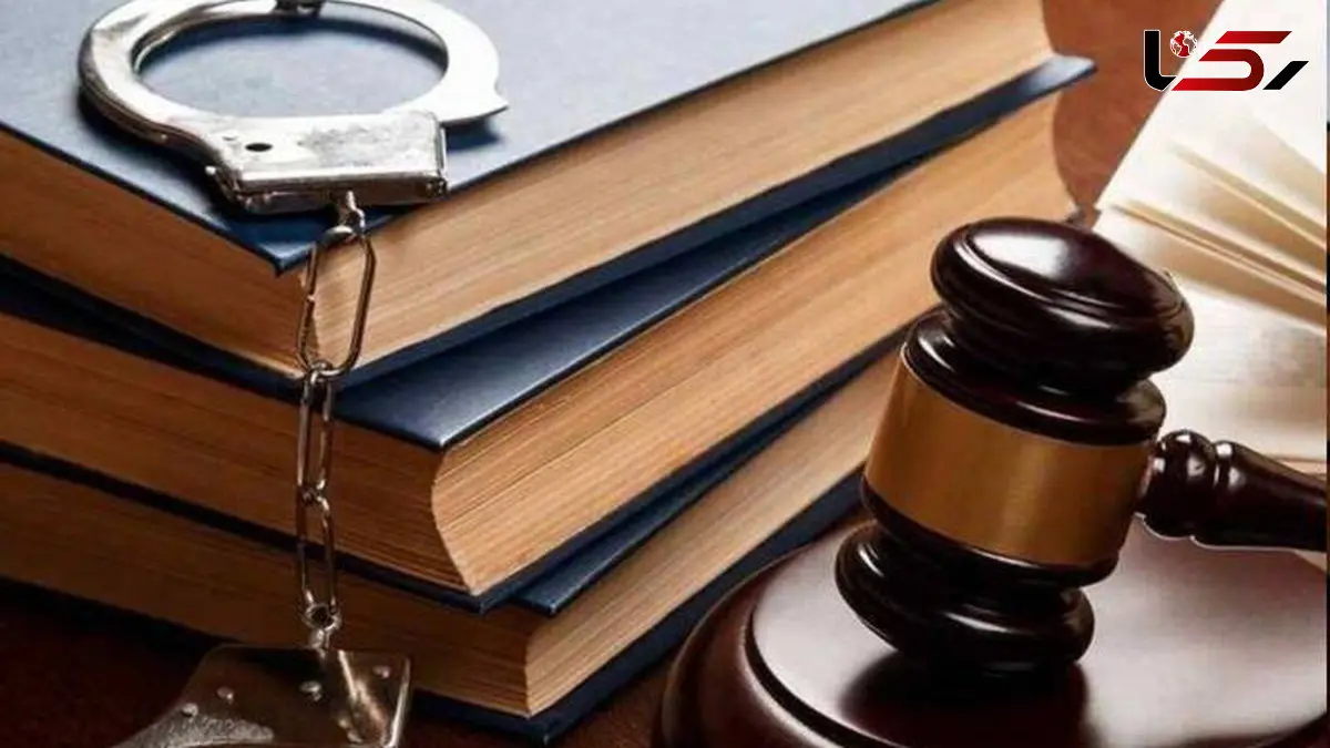 رفتار غیرقانونی عده‌ای در مراسم ختمی در مشهد / فرمانده انتظامی و یک مامور با ضربه چاقو زخمی شدند