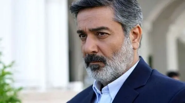 فیلم / بازیگران زن و مردی که در مراسم ختم مادر حمیدرضا پگاه بازیگر آوای باران حضور داشتند  + عکس مادر مرحومش / روحش شاد