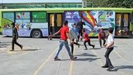 استقرار «اتوبوس‌های سیار» آموزش «کودکان کار» در چهارراه‌ها