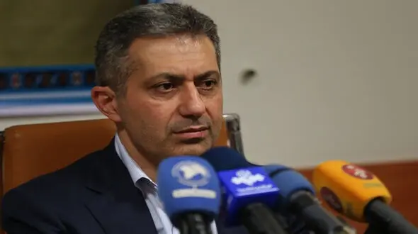 واکسن آسترازنکا عوارض داشته باشد، دارو می دهیم!