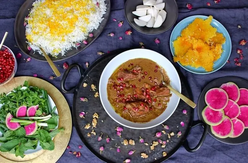 یک روز با غذاهای قاجاری  سفر به طعم‌های اصیل ایرانی